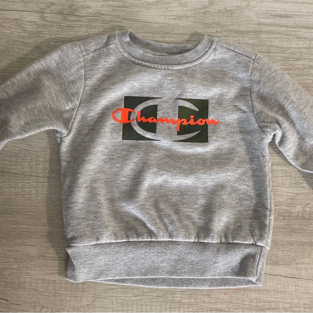 Champion Crewneck Sweatshirt (2T)